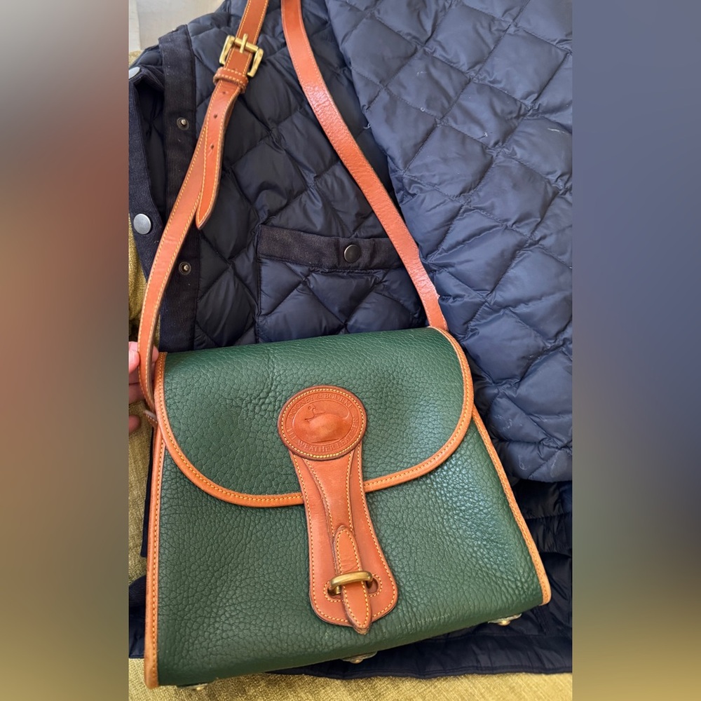 Dooney & Bourke Medium Essex